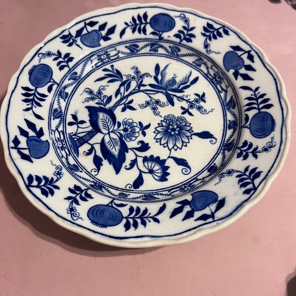 Meissen (Scalloped)
by BROWN, WESTHEAD & MOORE